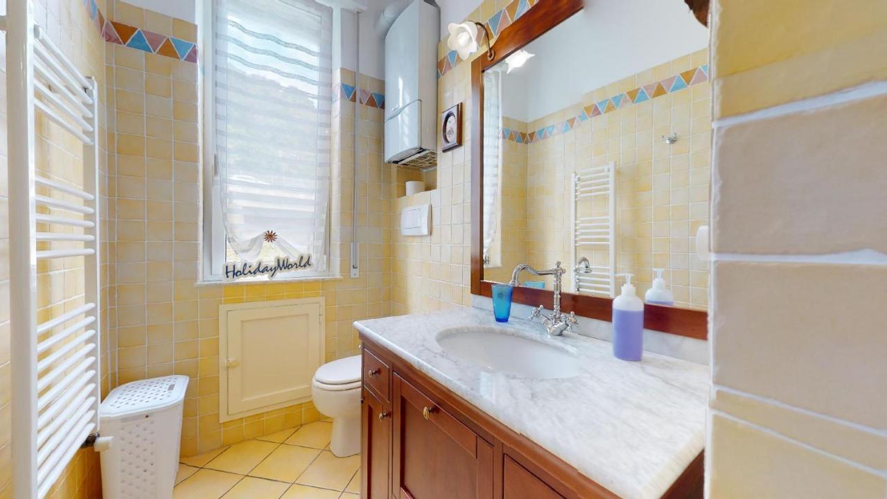 House Azzurra By Holiday World Genova Esterno foto